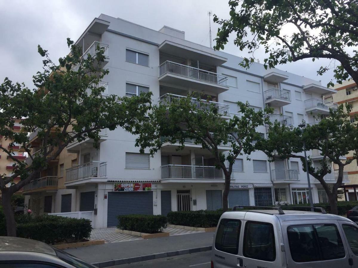 Apartamento Solmar Playa De Gandia Екстериор снимка